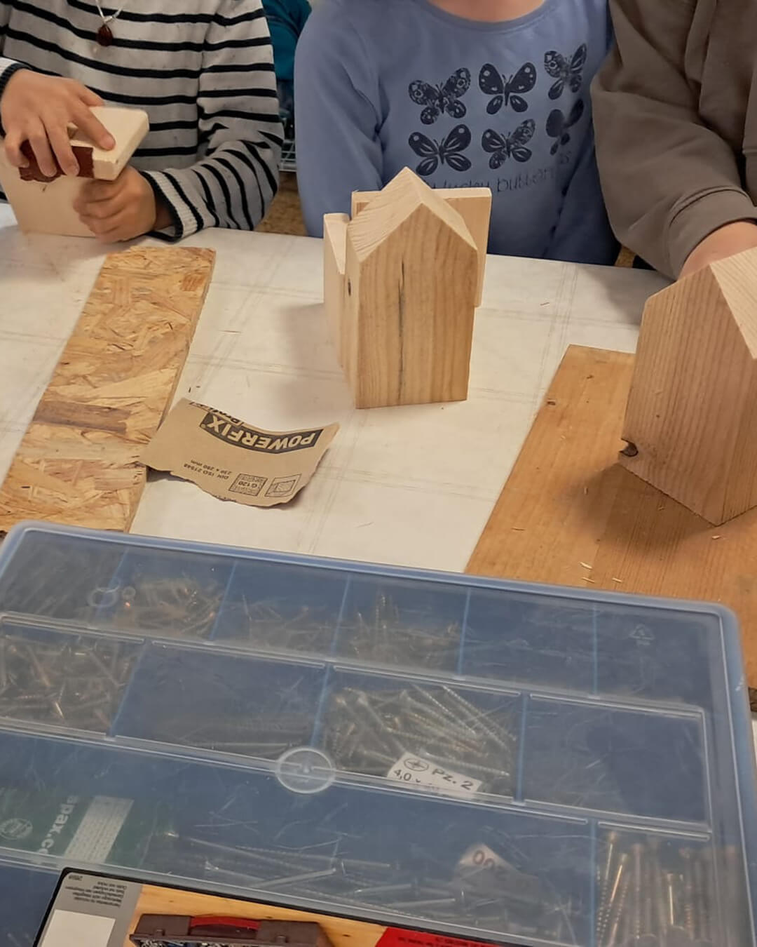 news_251115_Holzwerkstatt_02