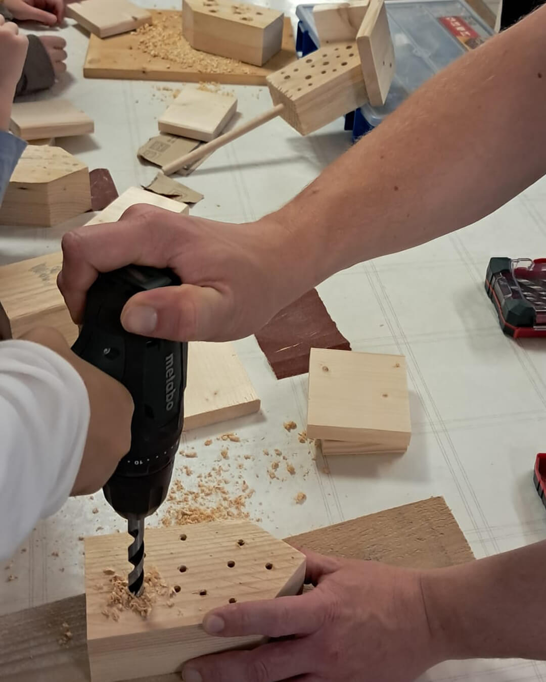 news_251115_Holzwerkstatt_03