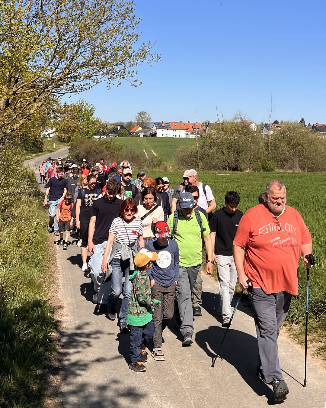 news_260501_Maiwanderung_9400